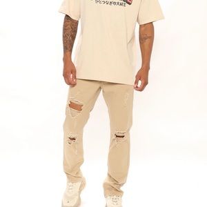 Mens brand new khaki jeans size 30, smoke free home